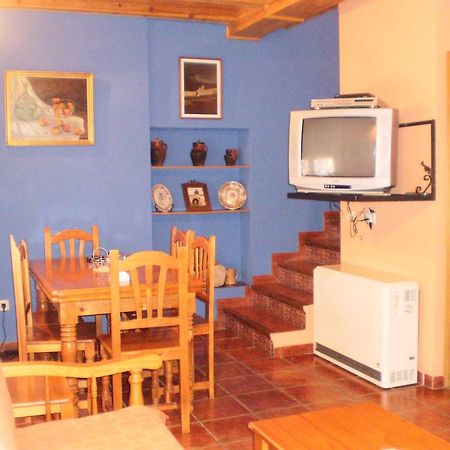 Los Olmos Holiday Home Fuentiduena Luaran gambar