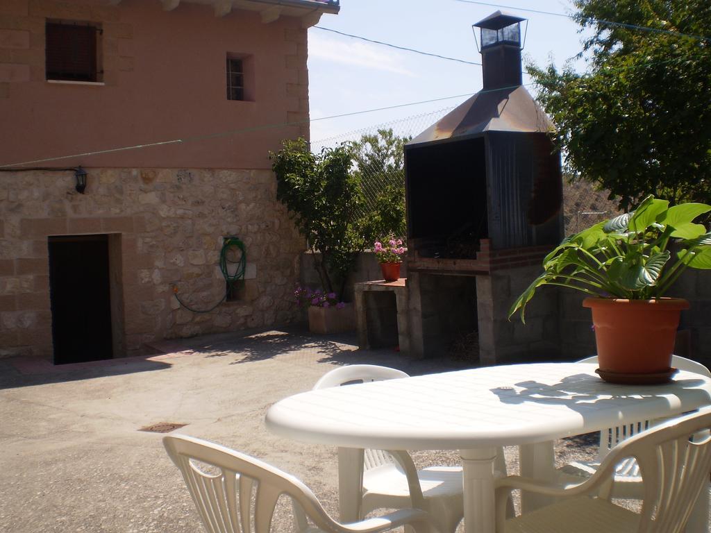Los Olmos Holiday Home Fuentiduena Luaran gambar