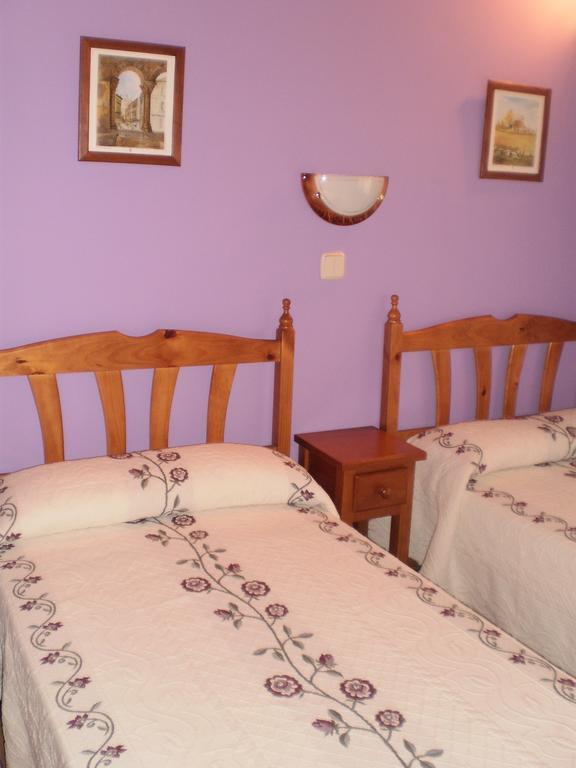 Los Olmos Holiday Home Fuentiduena Luaran gambar