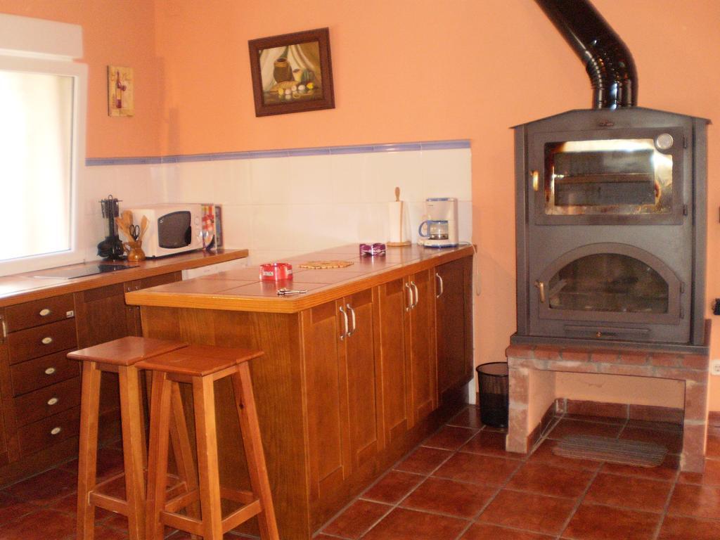 Los Olmos Holiday Home Fuentiduena Luaran gambar
